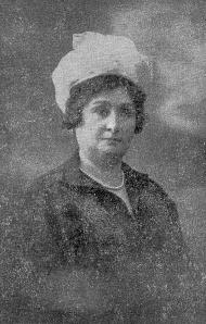 Emsalinur Kadın